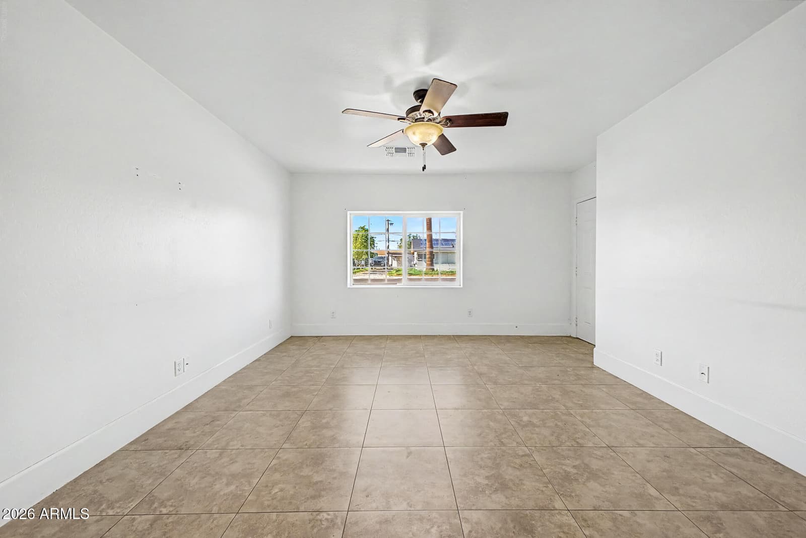 811 E Edison Avenue, Buckeye, AZ 85326 — photo 8 of 25