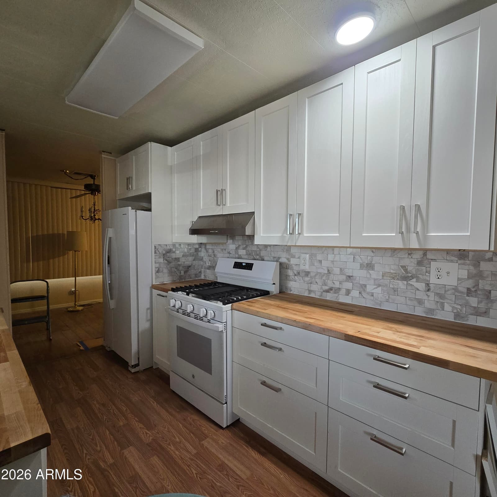 10201 N 99th Avenue 118, Peoria, AZ 85345 — photo 6 of 14