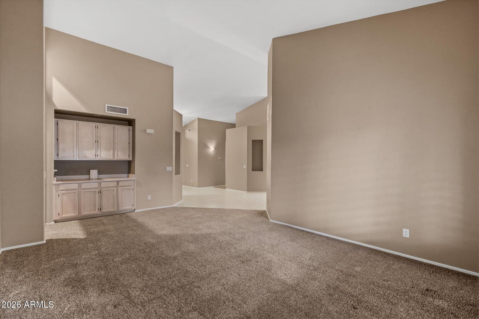 22407 N 71st Lane, Glendale, AZ 85310 — photo 3 of 35