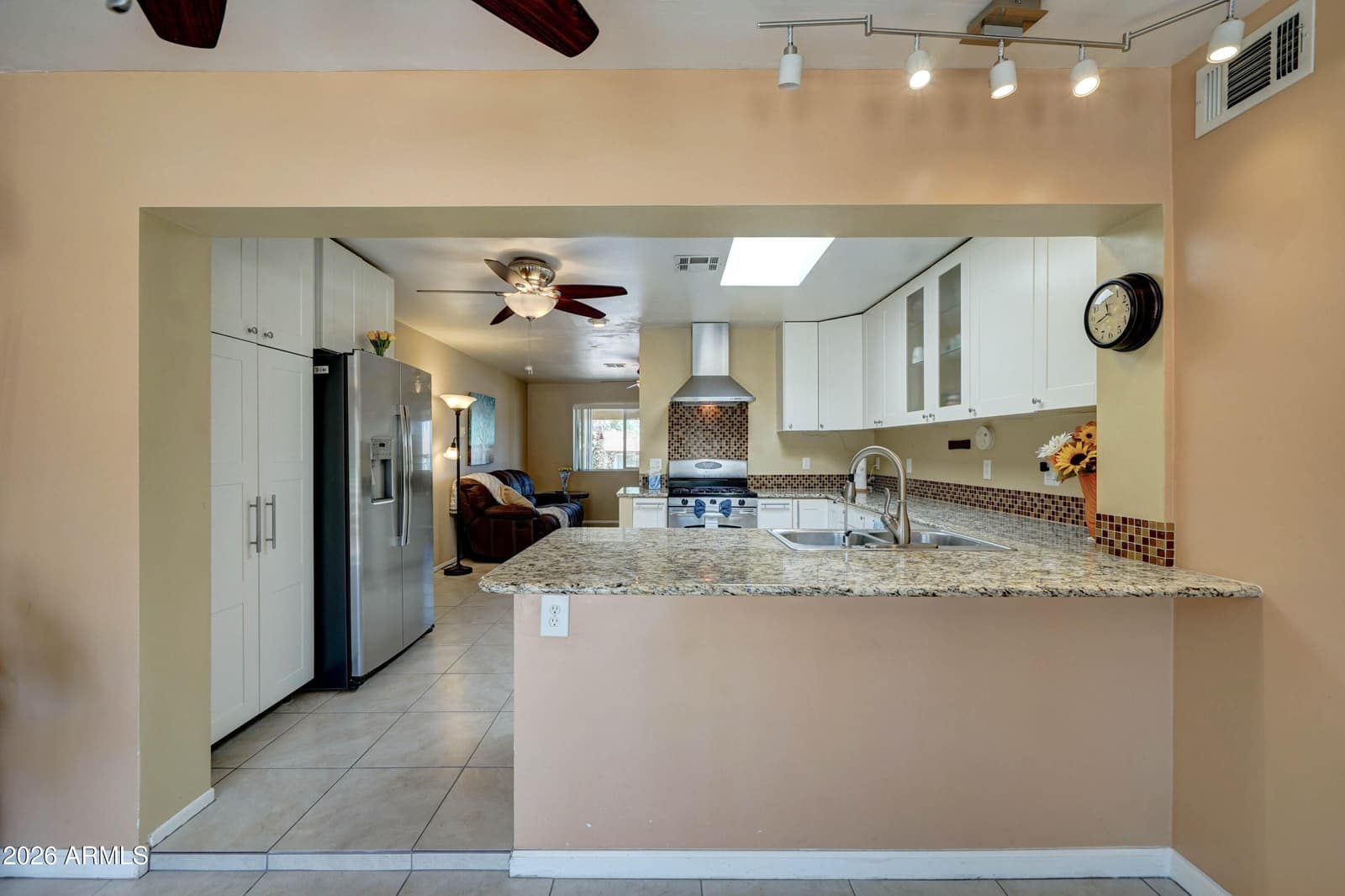 2545 E Vista Drive, Phoenix, AZ 85032 — photo 10 of 31