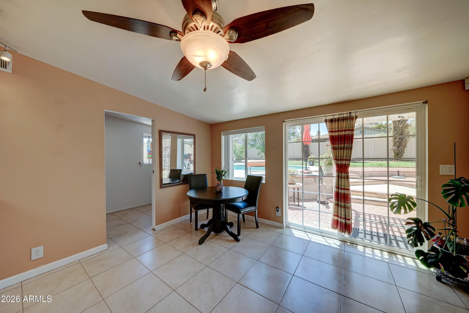 2545 E Vista Drive, Phoenix, AZ 85032 — photo 11 of 31
