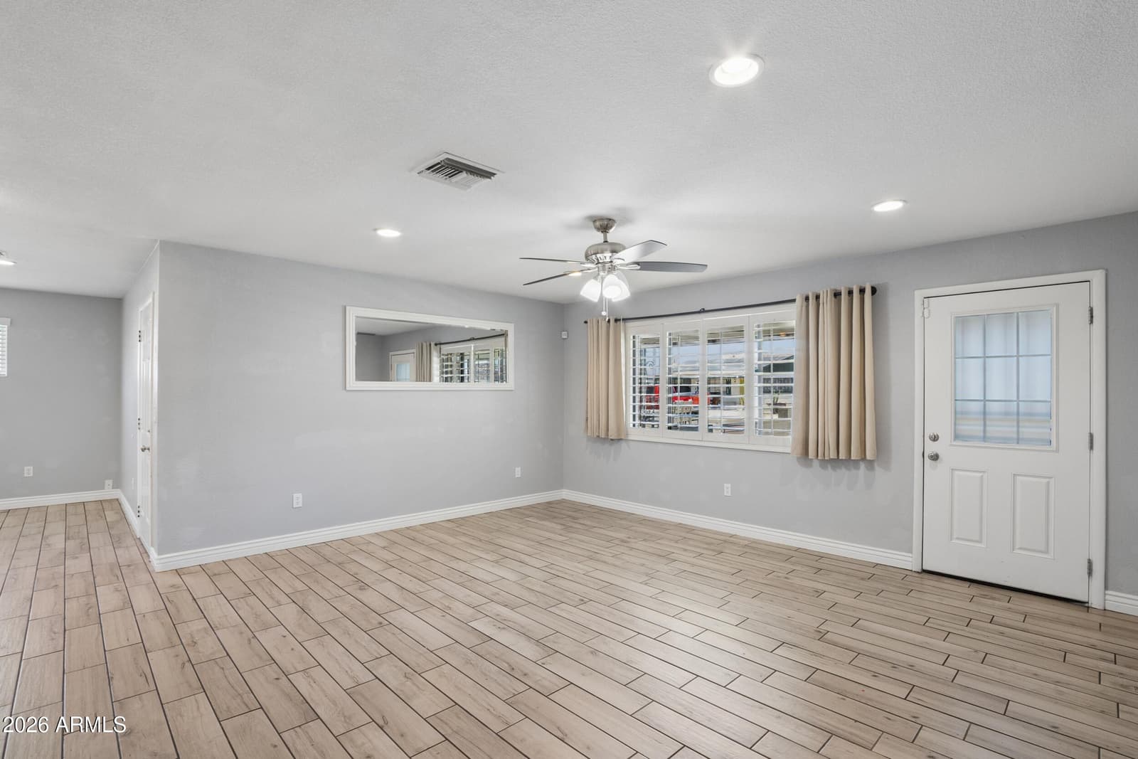 1017 E El Caminito Drive, Phoenix, AZ 85020 — photo 13 of 43