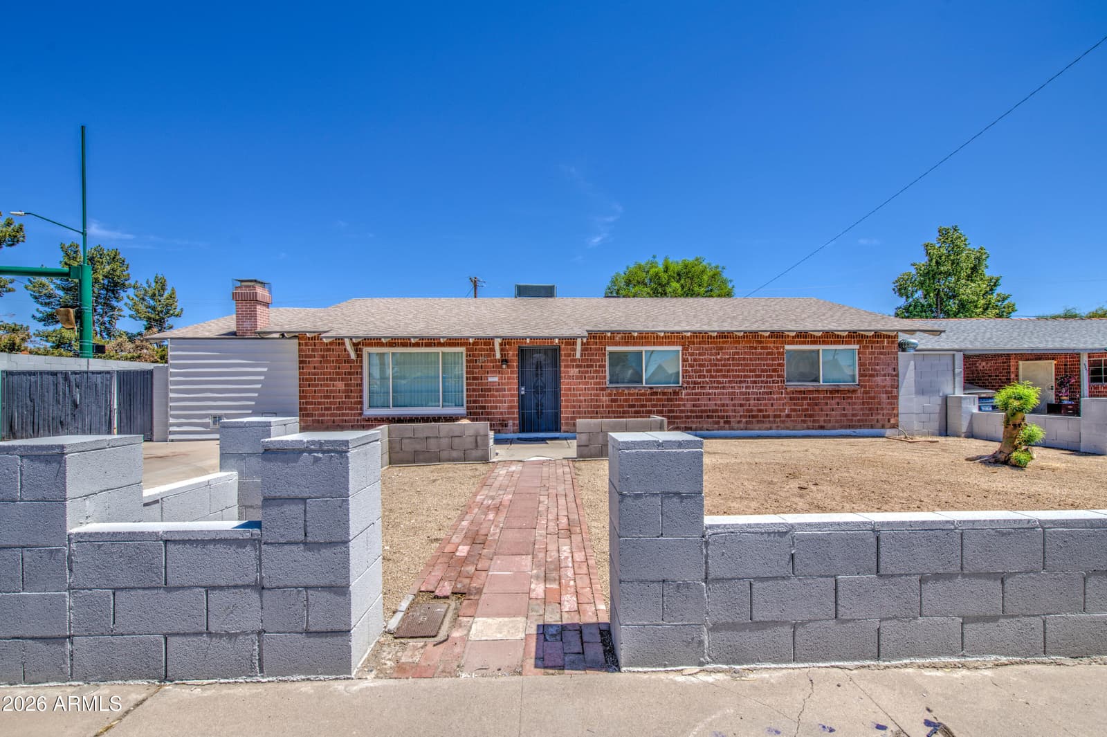 6853 N 36th Drive, Phoenix, AZ 85019 — photo 5 of 44