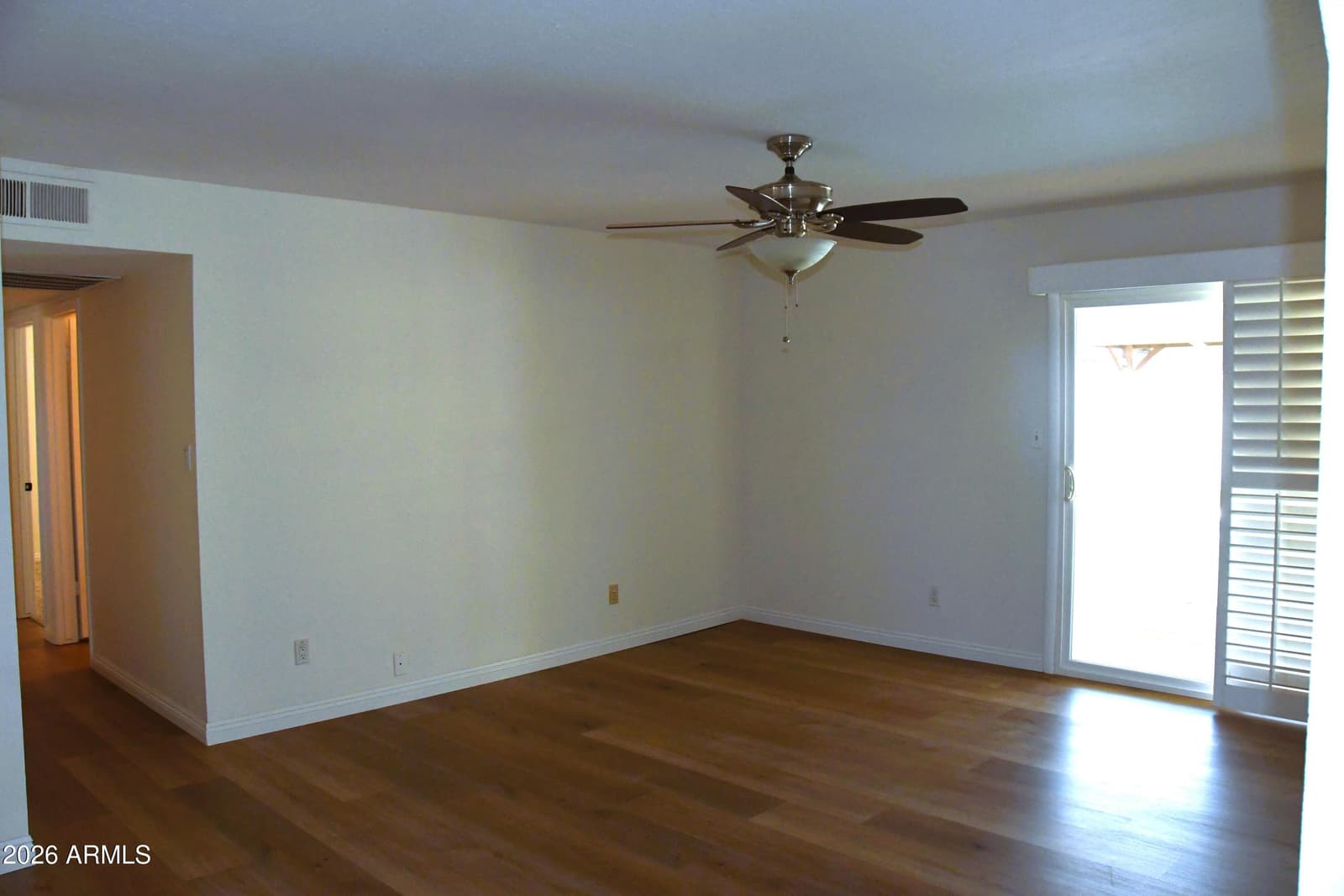 5622 W Grovers Avenue, Glendale, AZ 85308 — photo 10 of 26