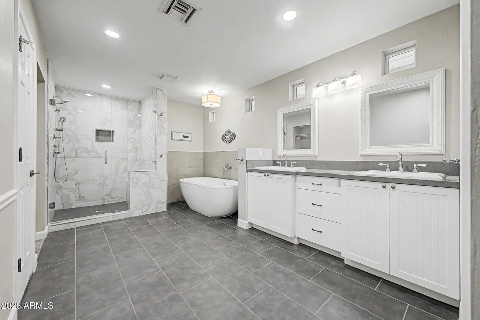 1011 W Palo Verde Drive, Phoenix, AZ 85013 — photo 17 of 39