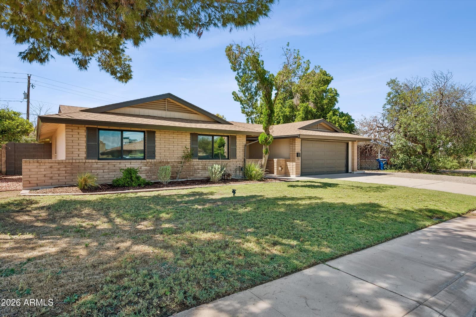 735 E Manhatton Drive, Tempe, AZ 85282 — photo 42 of 44