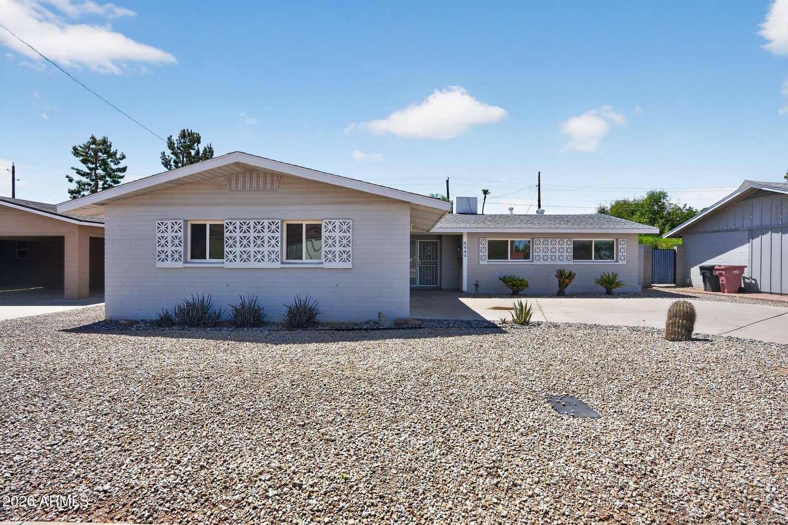 8449 E JACKRABBIT Road, Scottsdale, AZ 85250