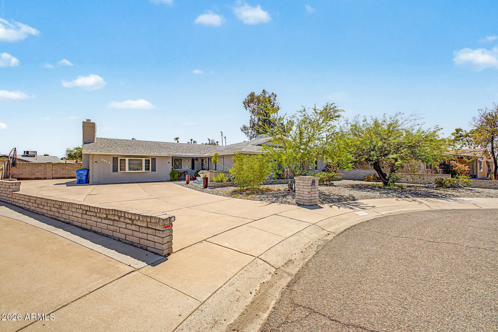 3723 W Cochise Drive, Phoenix, AZ 85051 — photo 3 of 37