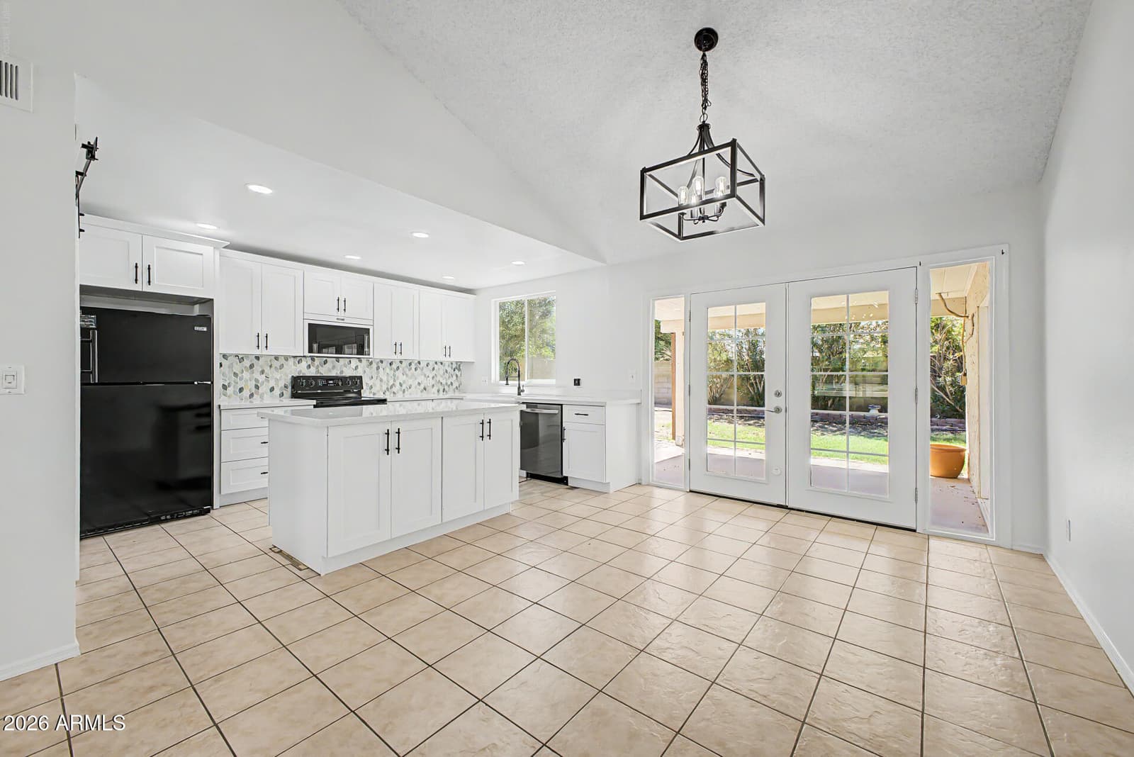 1207 E Tonto Lane, Phoenix, AZ 85024 — photo 14 of 41