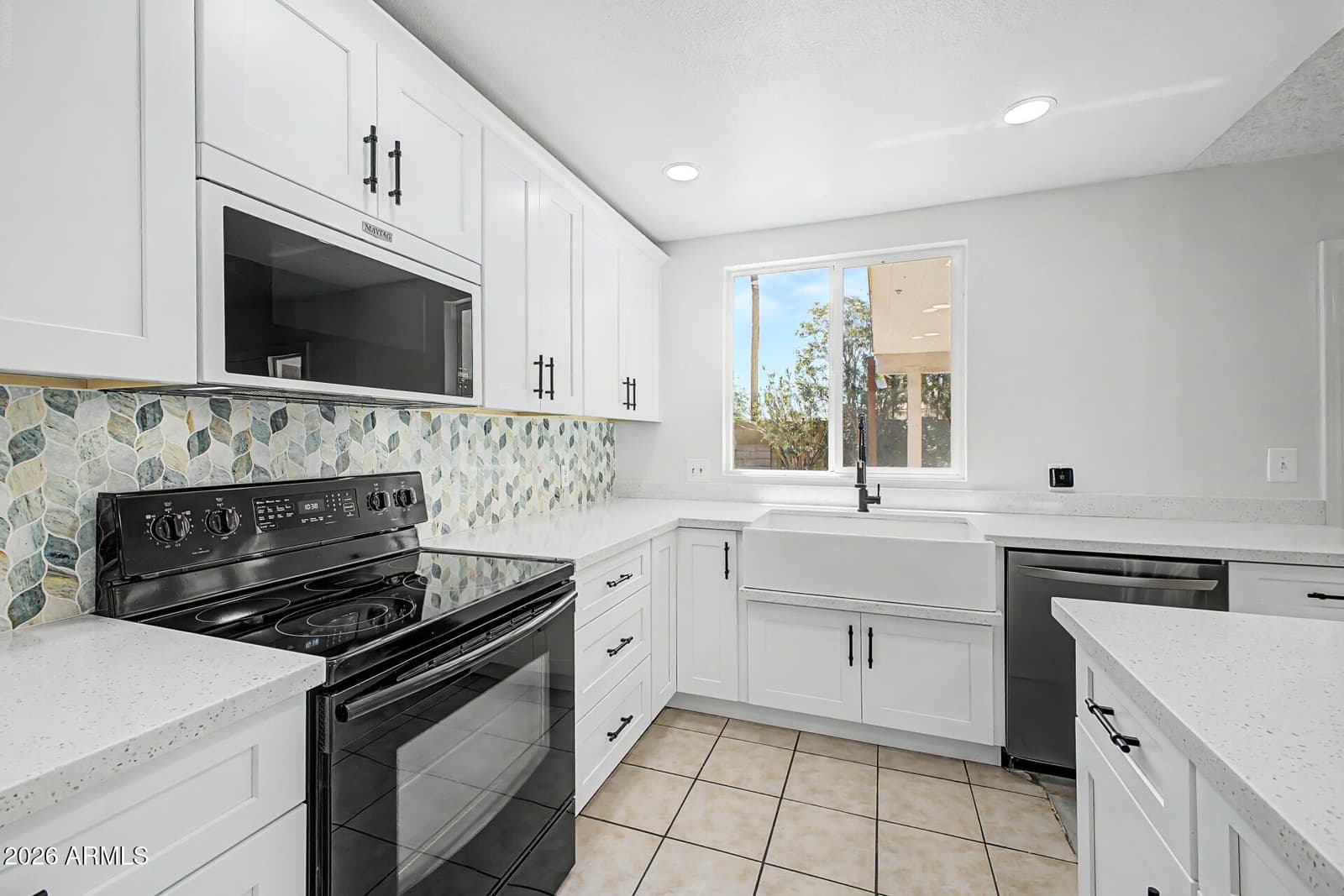 1207 E Tonto Lane, Phoenix, AZ 85024 — photo 18 of 41