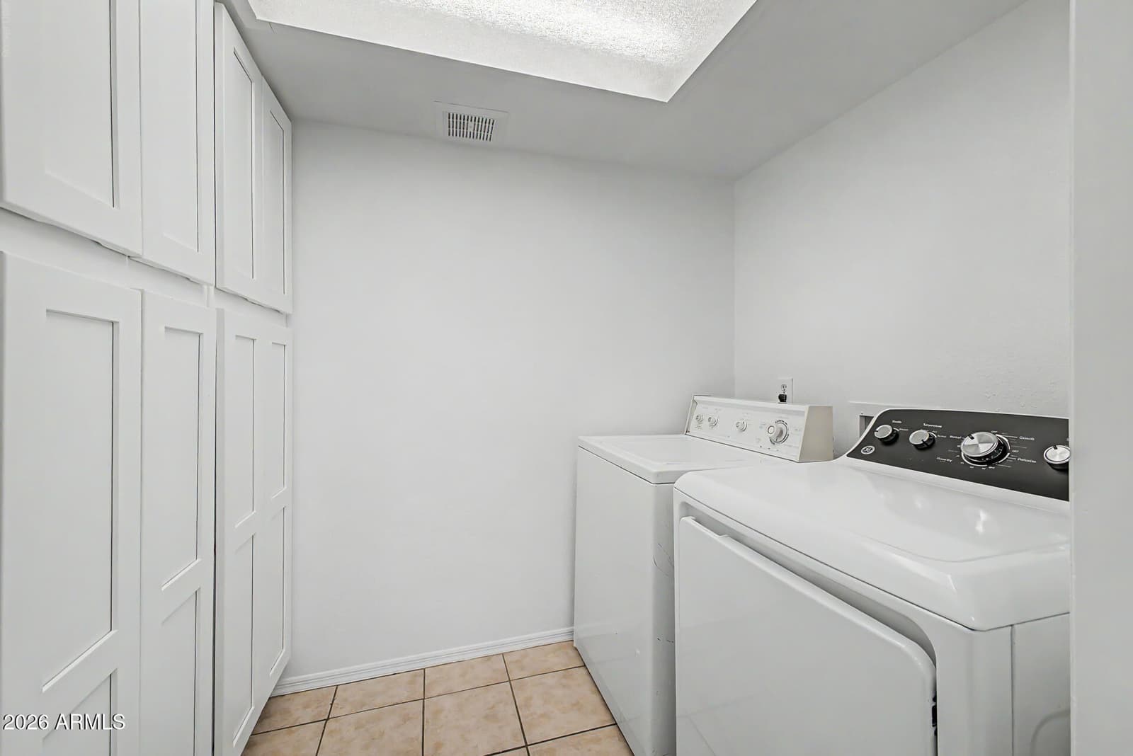 1207 E Tonto Lane, Phoenix, AZ 85024 — photo 34 of 41