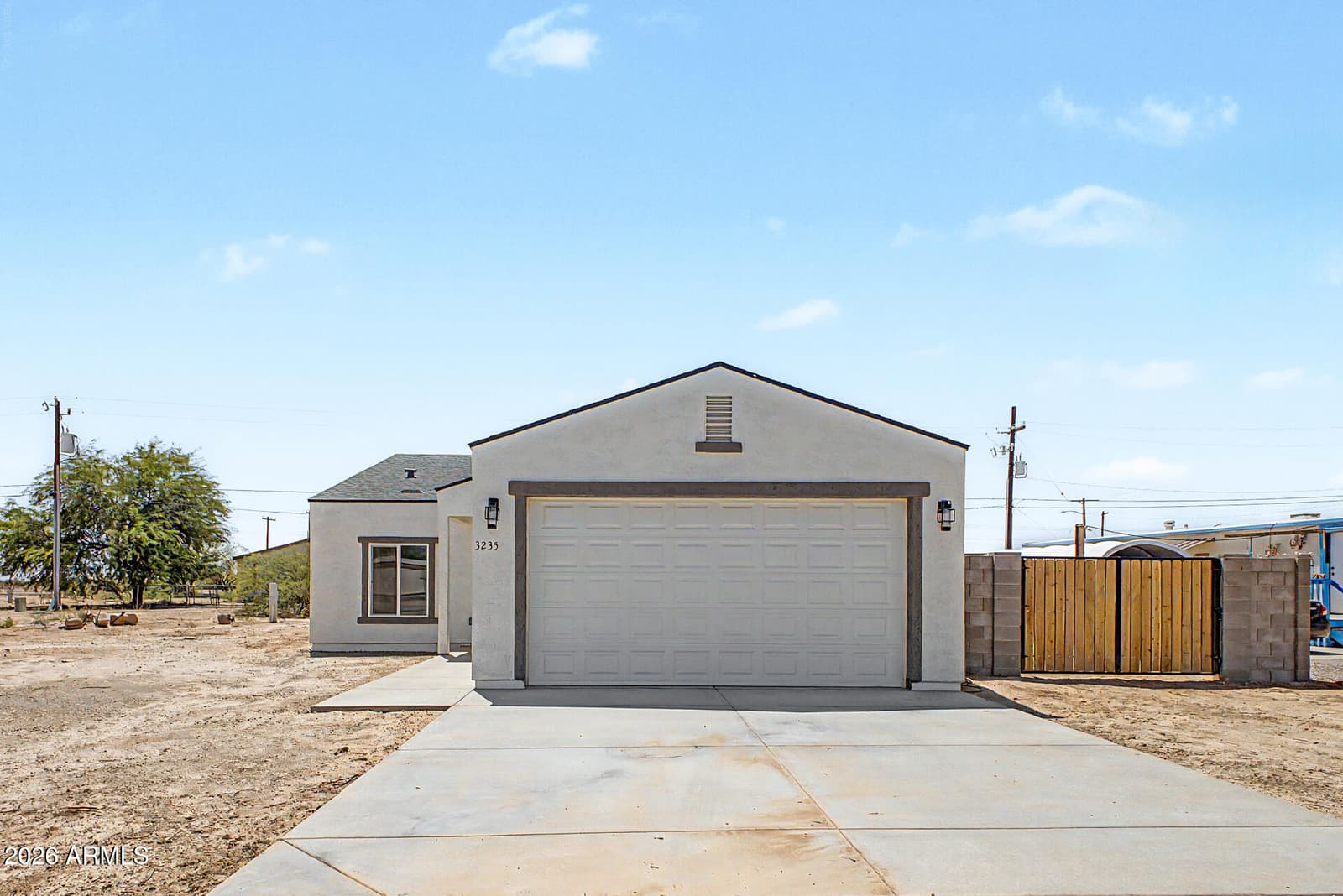 3235 W VAQUERO Drive, Eloy, AZ 85131