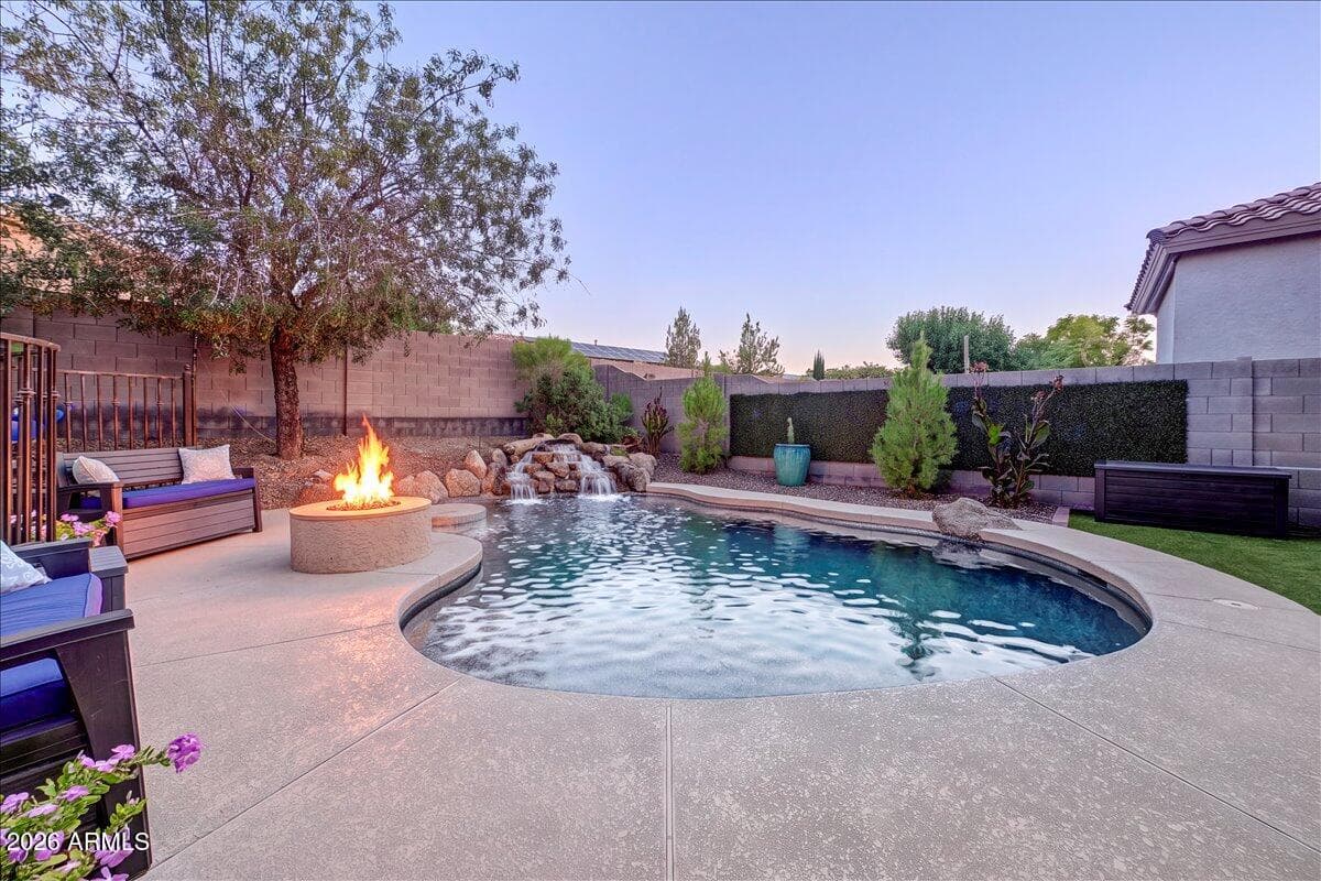 40519 N Mill Creek Court, Anthem, AZ 85086 — photo 9 of 38