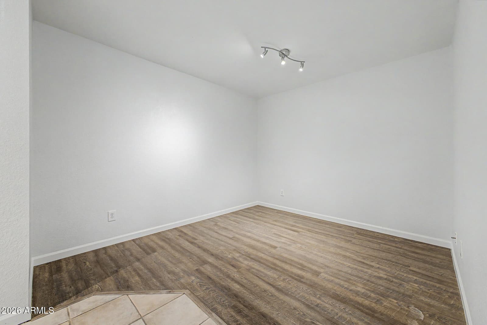 3301 E Kelton Lane 103, Phoenix, AZ 85032 — photo 14 of 35