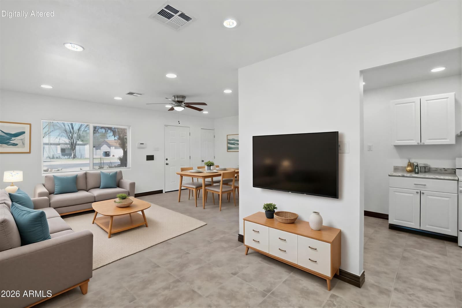 4301 N 15th Drive, Phoenix, AZ 85015 — photo 9 of 29