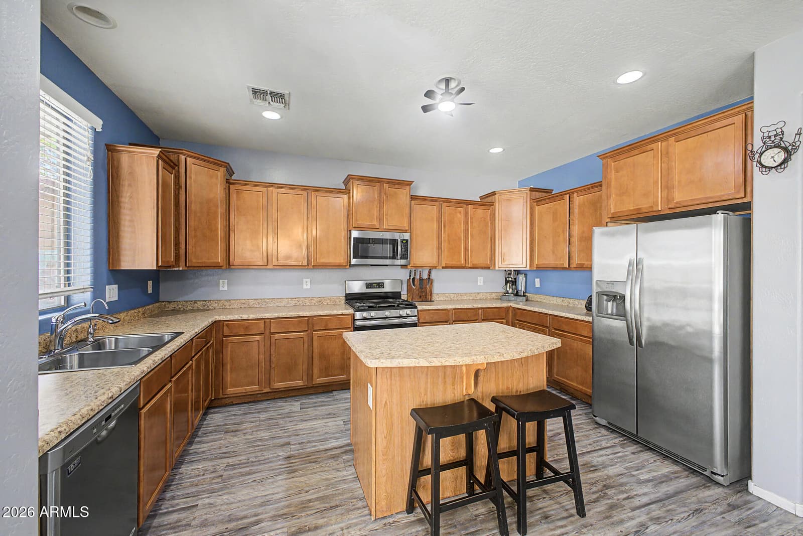 3009 S 89th Drive, Tolleson, AZ 85353 — photo 10 of 38