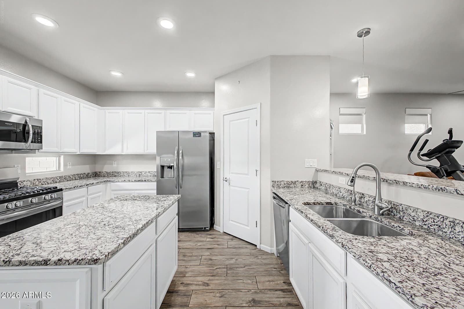12353 W Glenn Drive, Glendale, AZ 85307 — photo 12 of 37