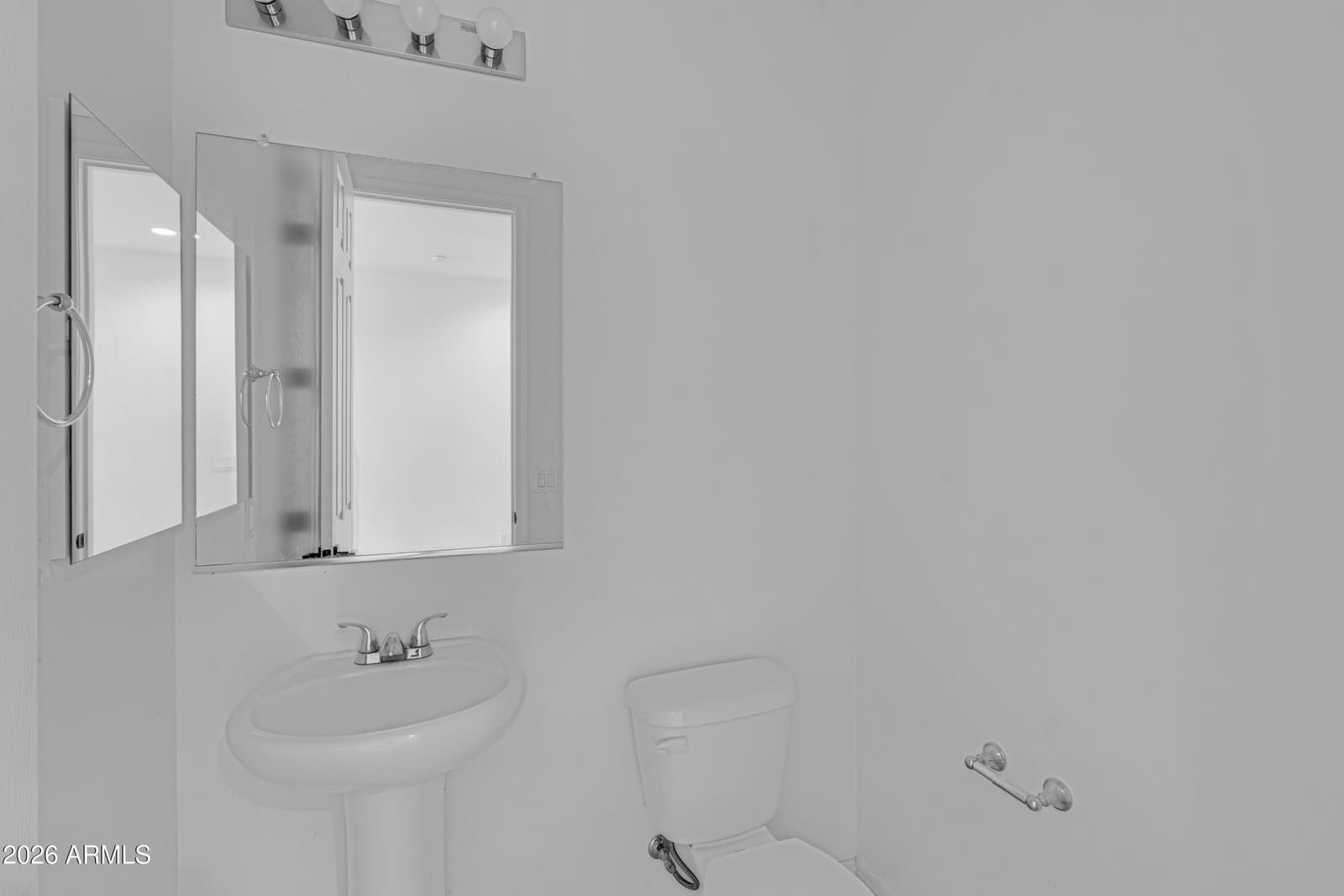 2499 S 180th Avenue, Goodyear, AZ 85338 — photo 12 of 38