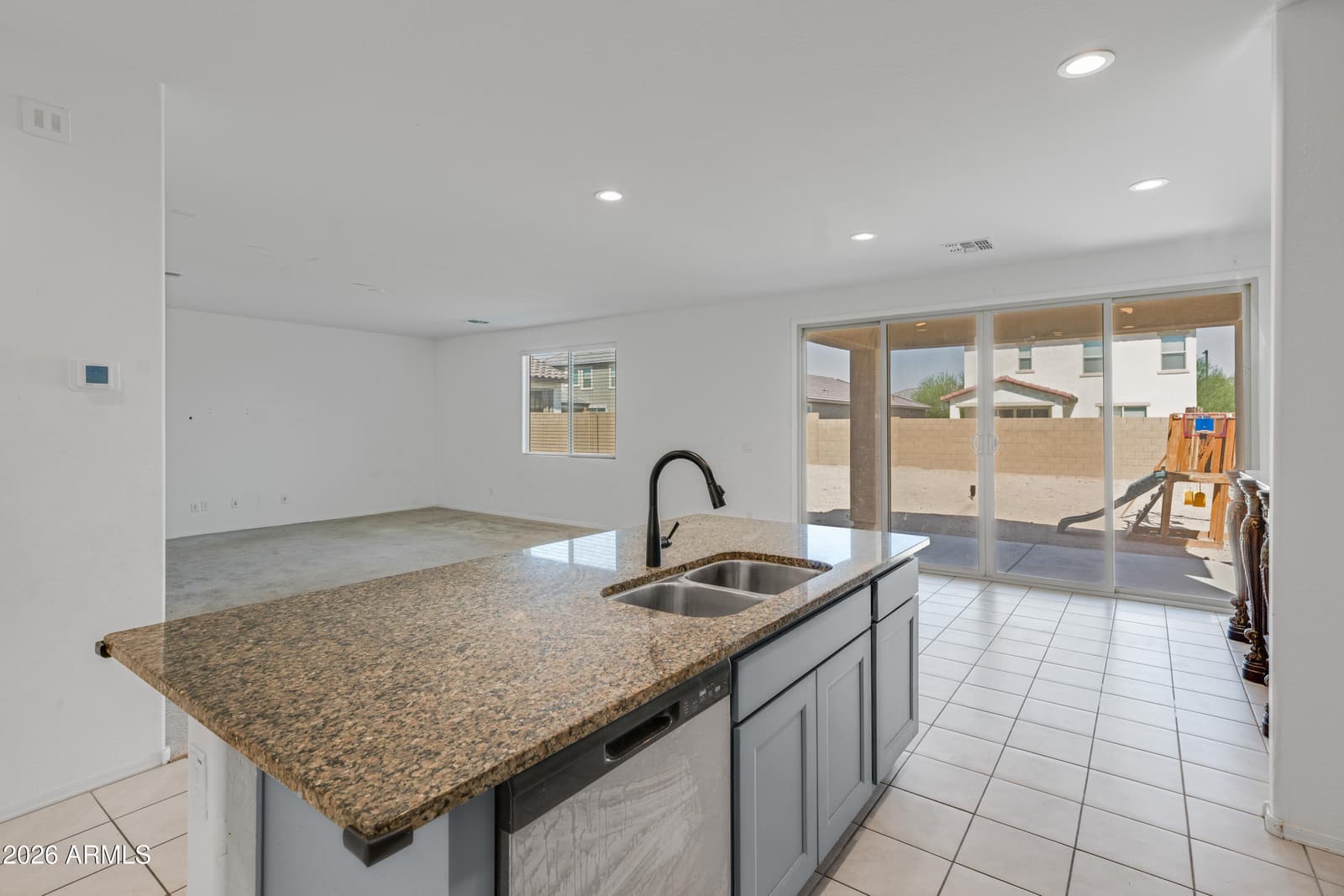 2499 S 180th Avenue, Goodyear, AZ 85338 — photo 8 of 38