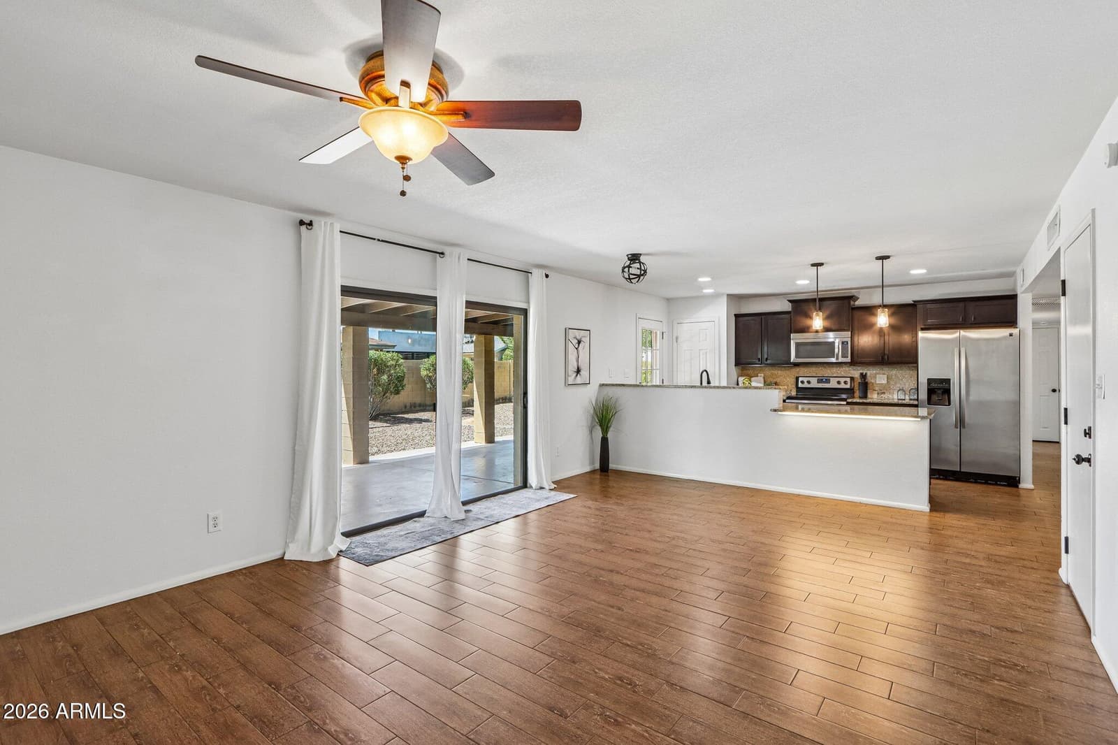 5502 S Hazelton Lane, Tempe, AZ 85283 — photo 9 of 34