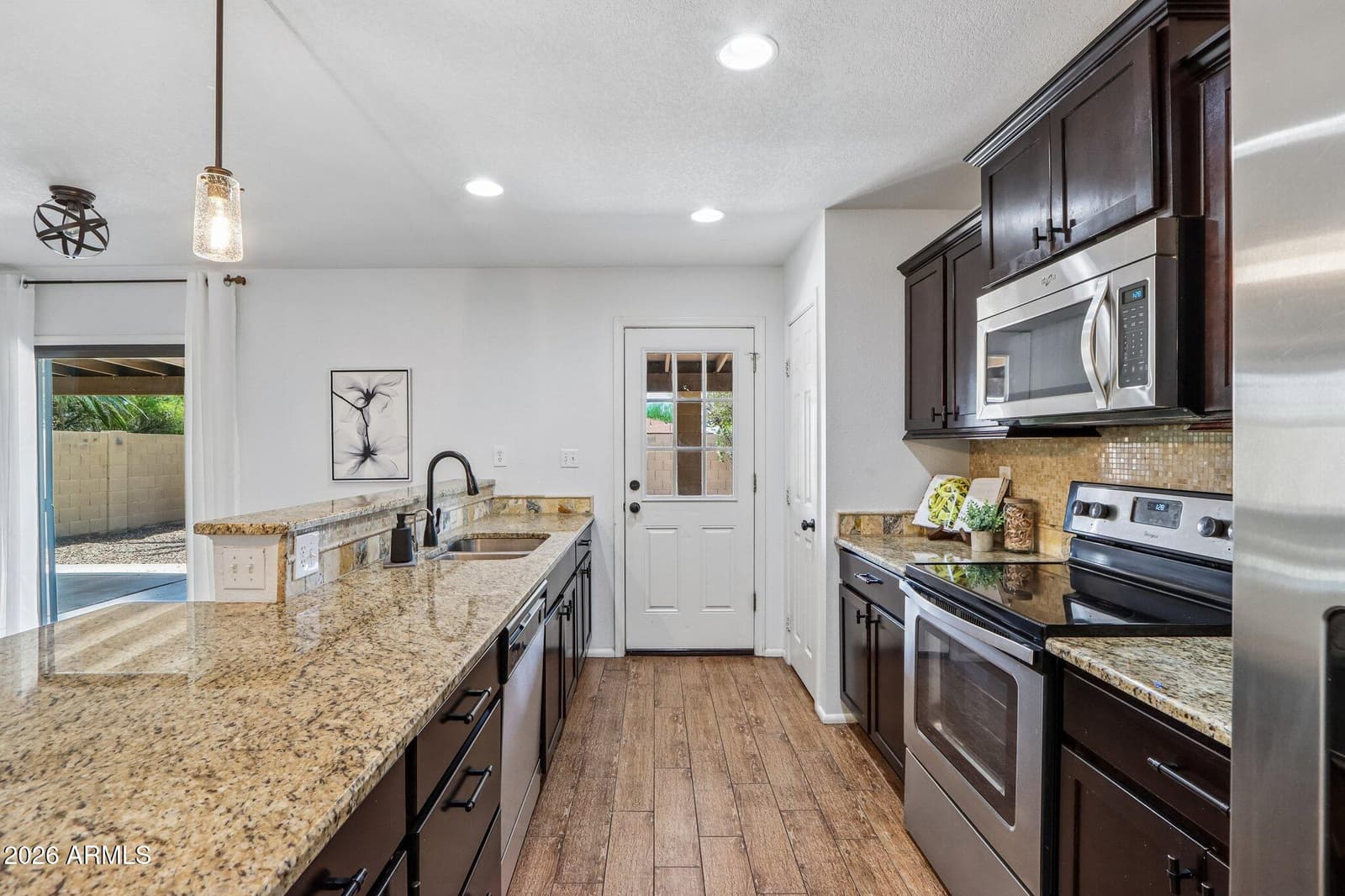5502 S Hazelton Lane, Tempe, AZ 85283 — photo 14 of 34