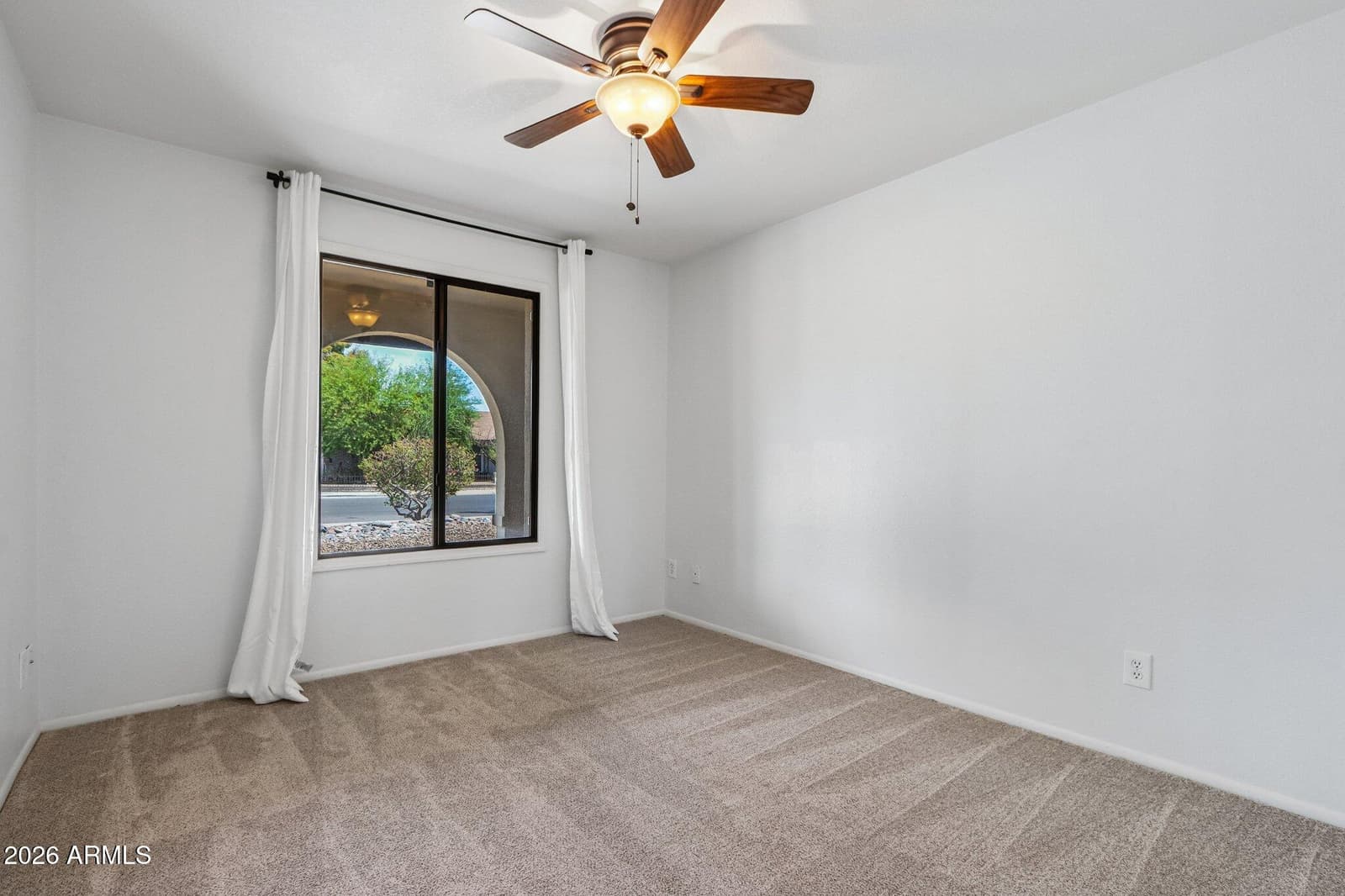 5502 S Hazelton Lane, Tempe, AZ 85283 — photo 16 of 34