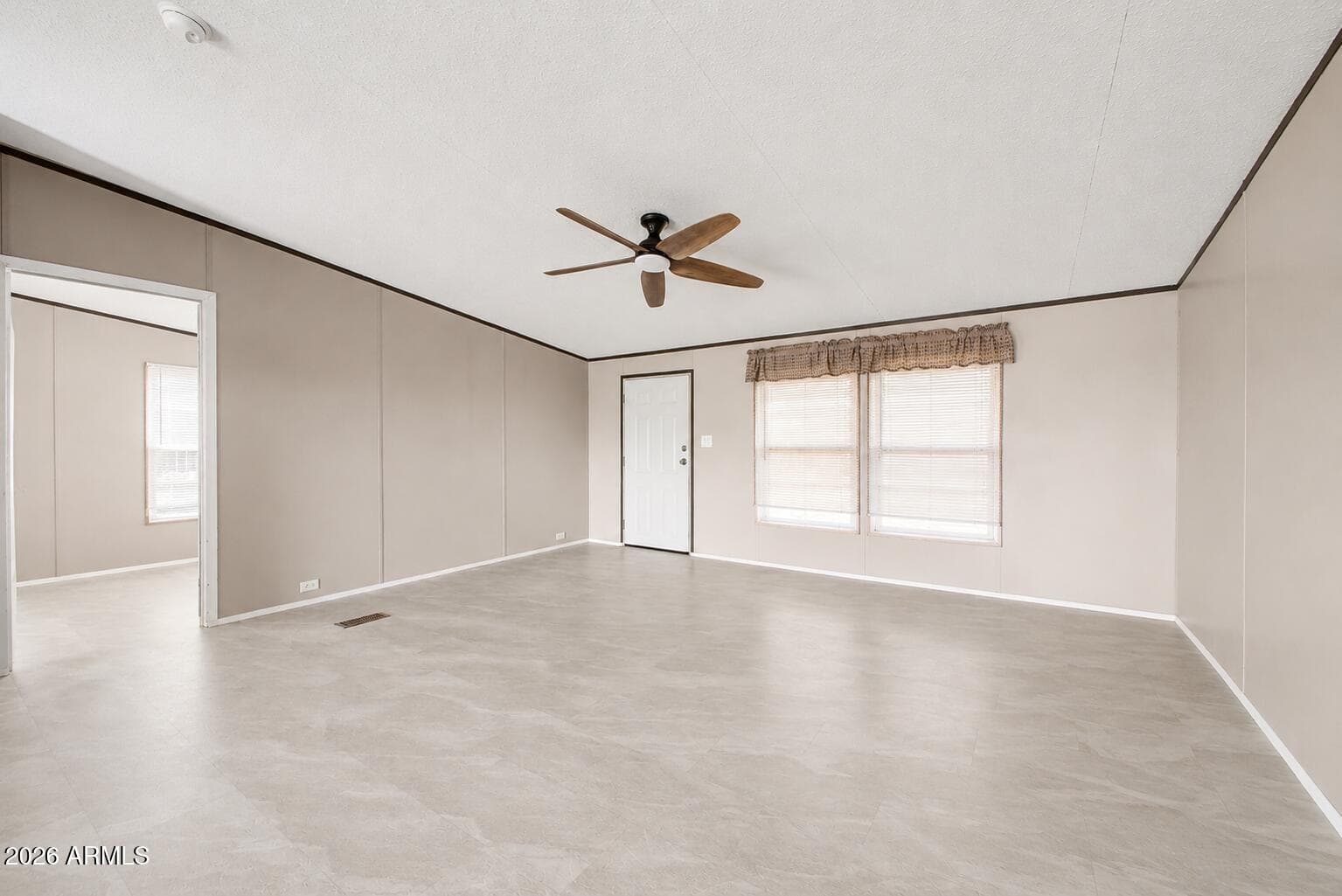 28805 N 213th Avenue, Wittmann, AZ 85361 — photo 4 of 19