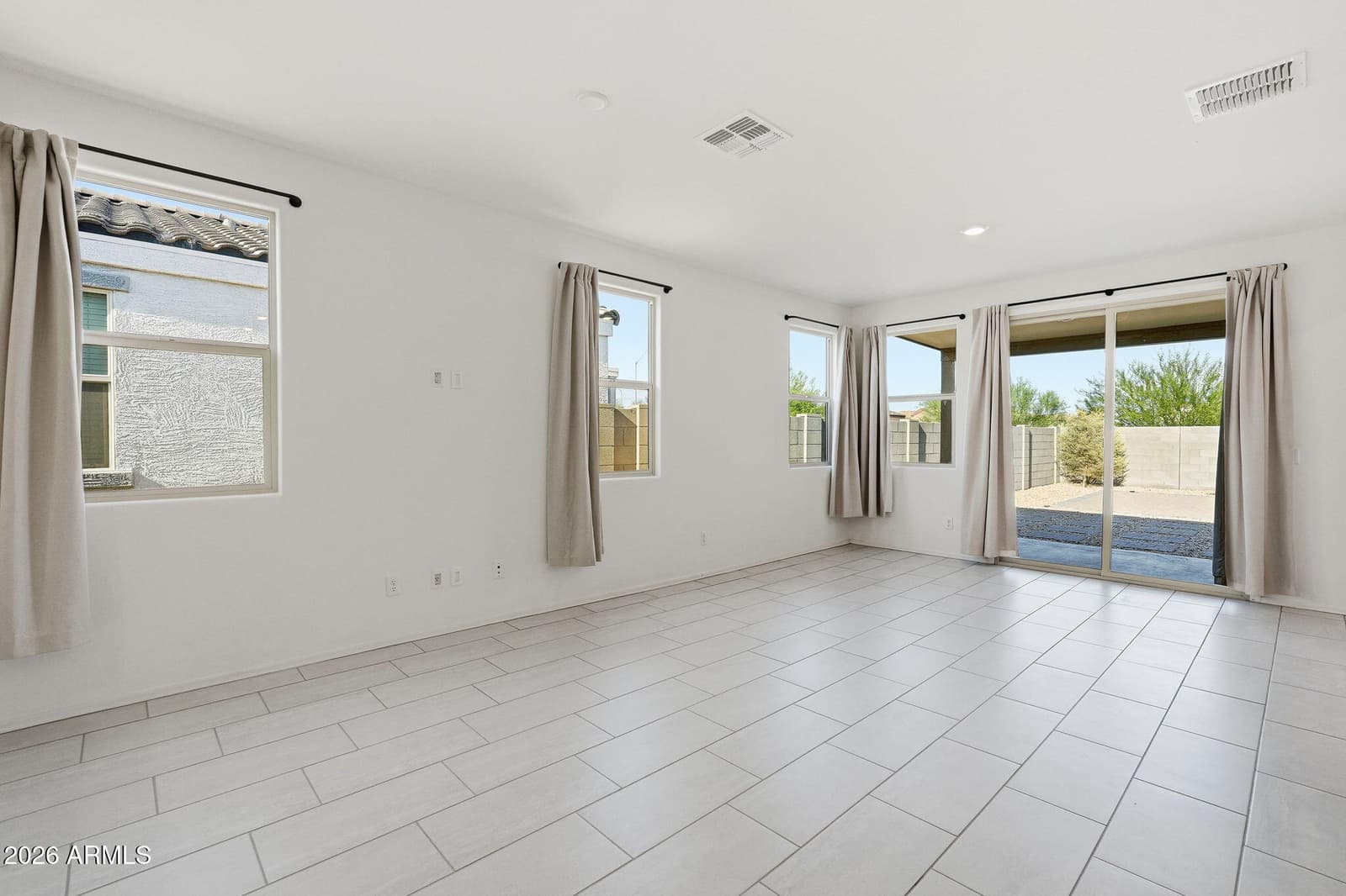 3807 S 83rd Drive, Tolleson, AZ 85353 — photo 4 of 29