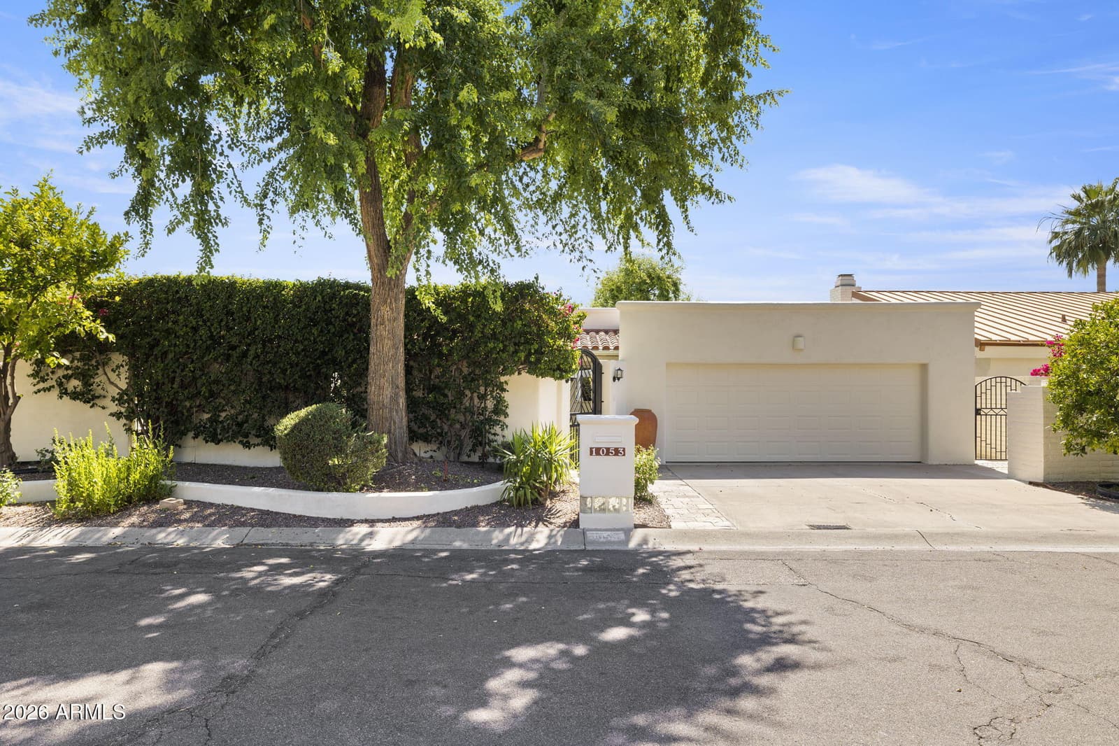 1053 E Sandpiper Drive, Tempe, AZ 85283 — photo 4 of 100