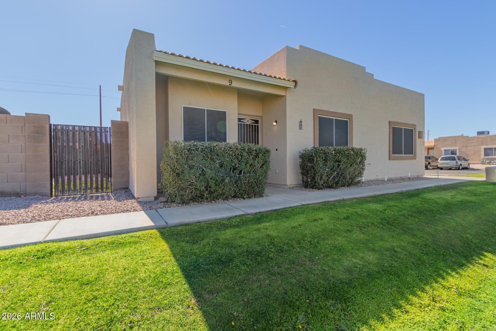 2300 E MAGMA Road 9, San Tan Valley, AZ 85143