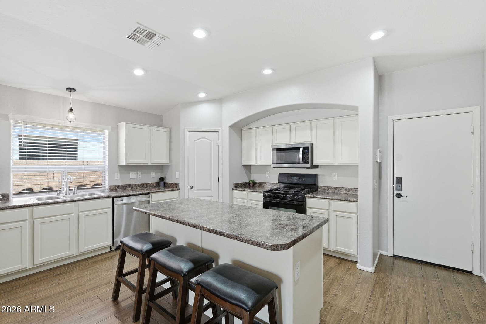 38528 N Dave Street, San Tan Valley, AZ 85140 — photo 14 of 42