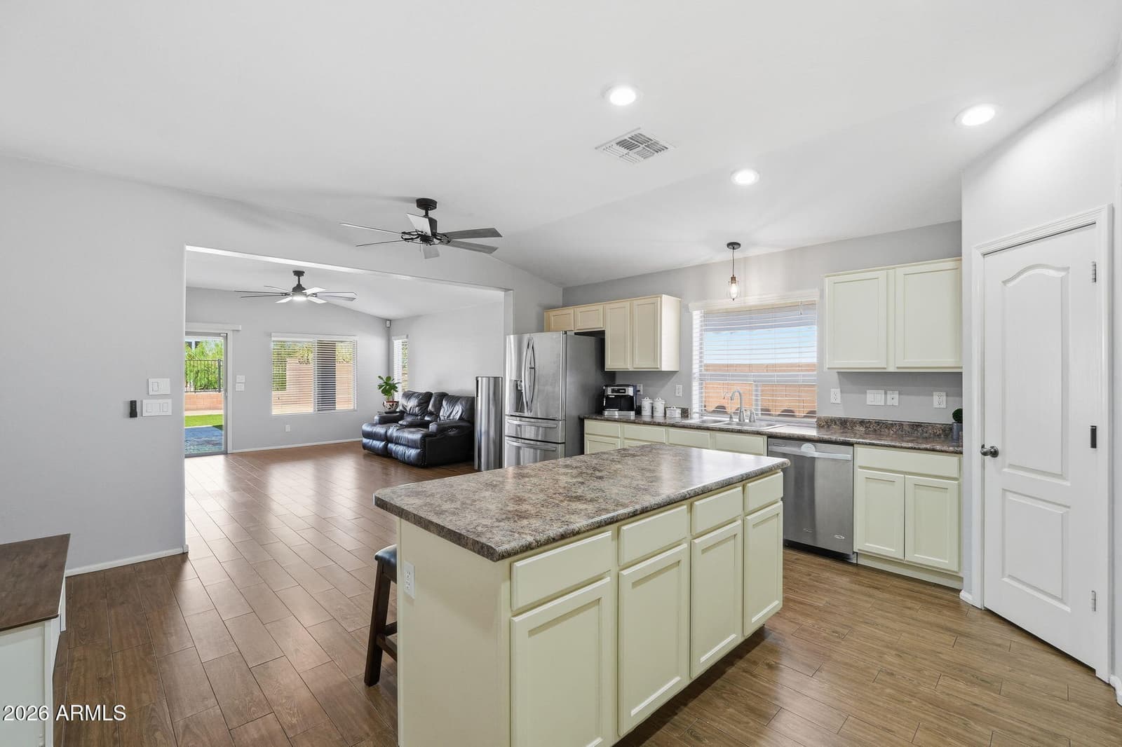 38528 N Dave Street, San Tan Valley, AZ 85140 — photo 15 of 42