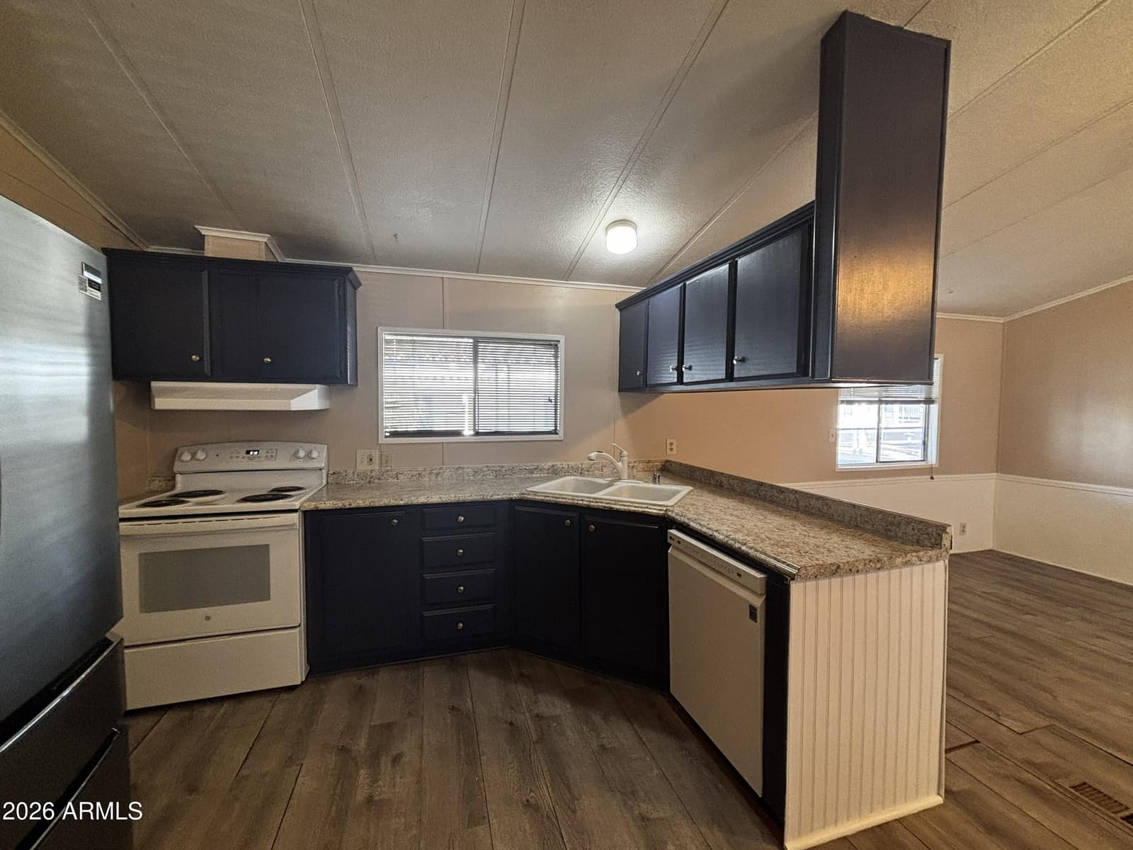 202 N Meridian Drive 27, Apache Junction, AZ 85120 — photo 13 of 32