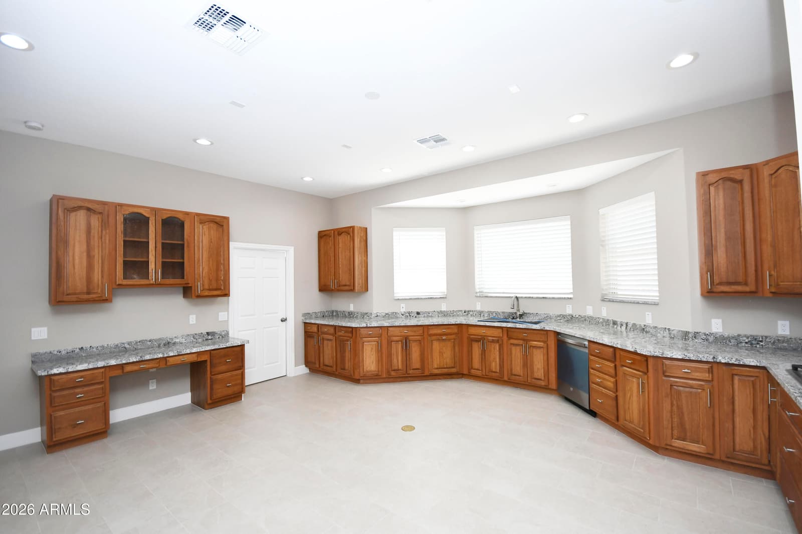 3315 W Pinnacle Vista Drive, Phoenix, AZ 85083 — photo 5 of 39
