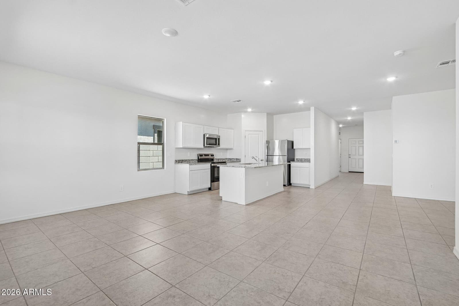 5724 E Hornblende Way, San Tan Valley, AZ 85143 — photo 13 of 39