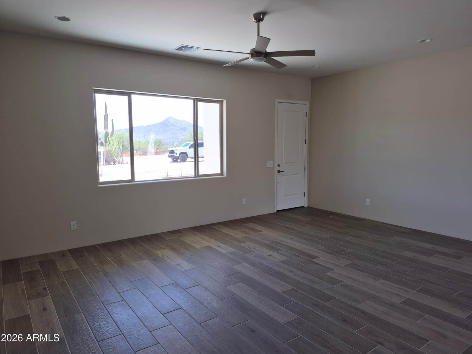 48111 N 7th Avenue, New River, AZ 85087 — photo 7 of 37