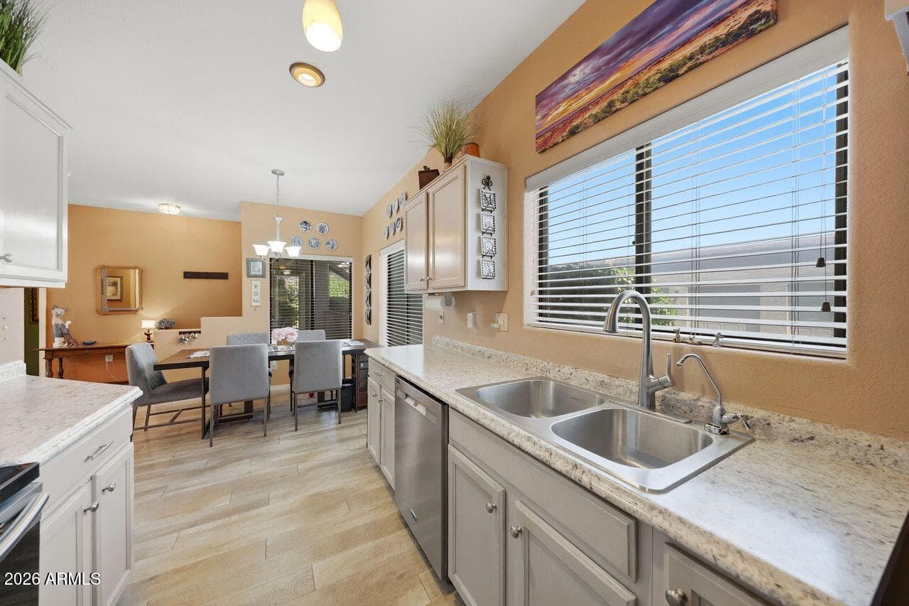 13818 N Saguaro Boulevard 104, Fountain Hills, AZ 85268 — photo 11 of 45