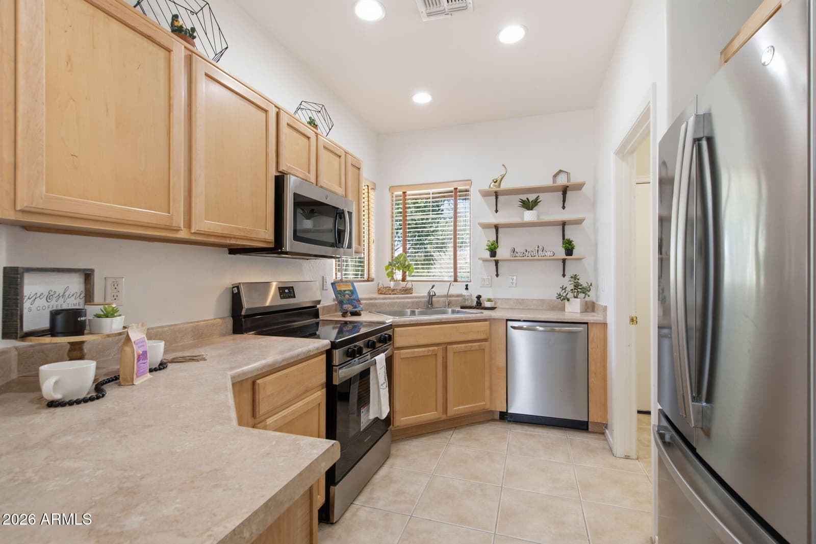 10973 E Castle Dome Trail, Gold Canyon, AZ 85118 — photo 13 of 38