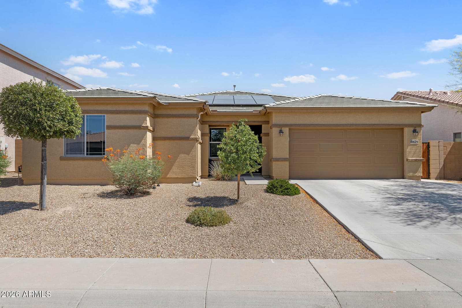 18624 W MOUNTAIN VIEW Road, Waddell, AZ 85355