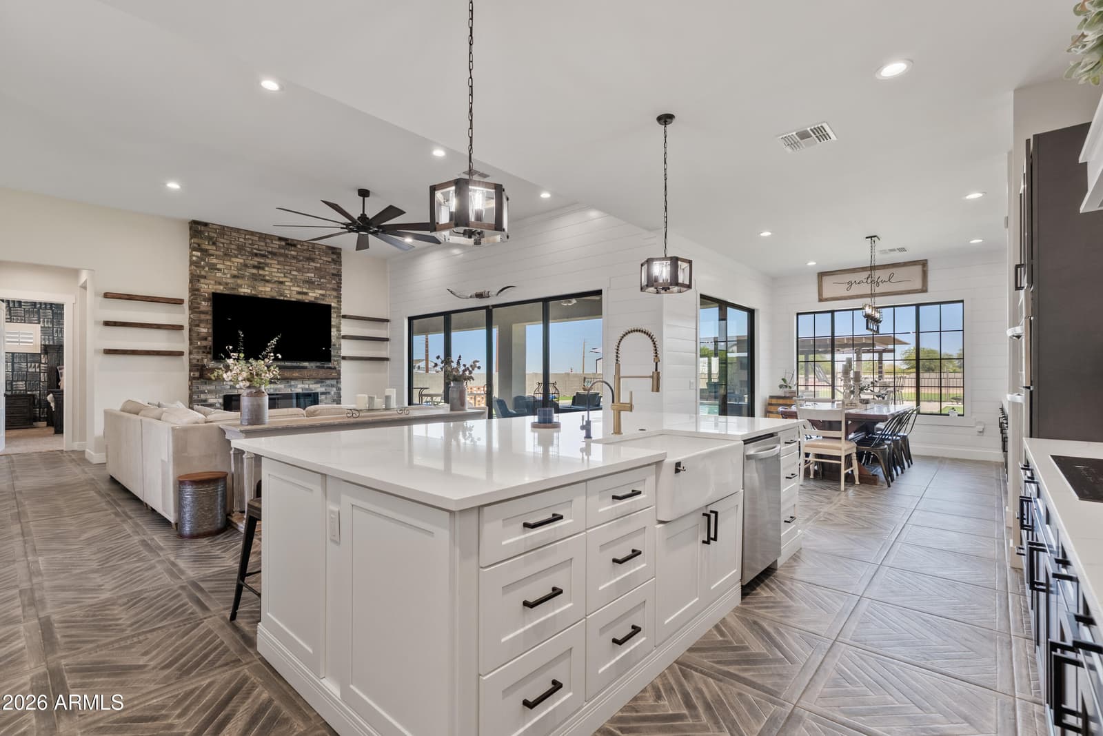 3562 E Aspen Court, San Tan Valley, AZ 85140 — photo 13 of 56