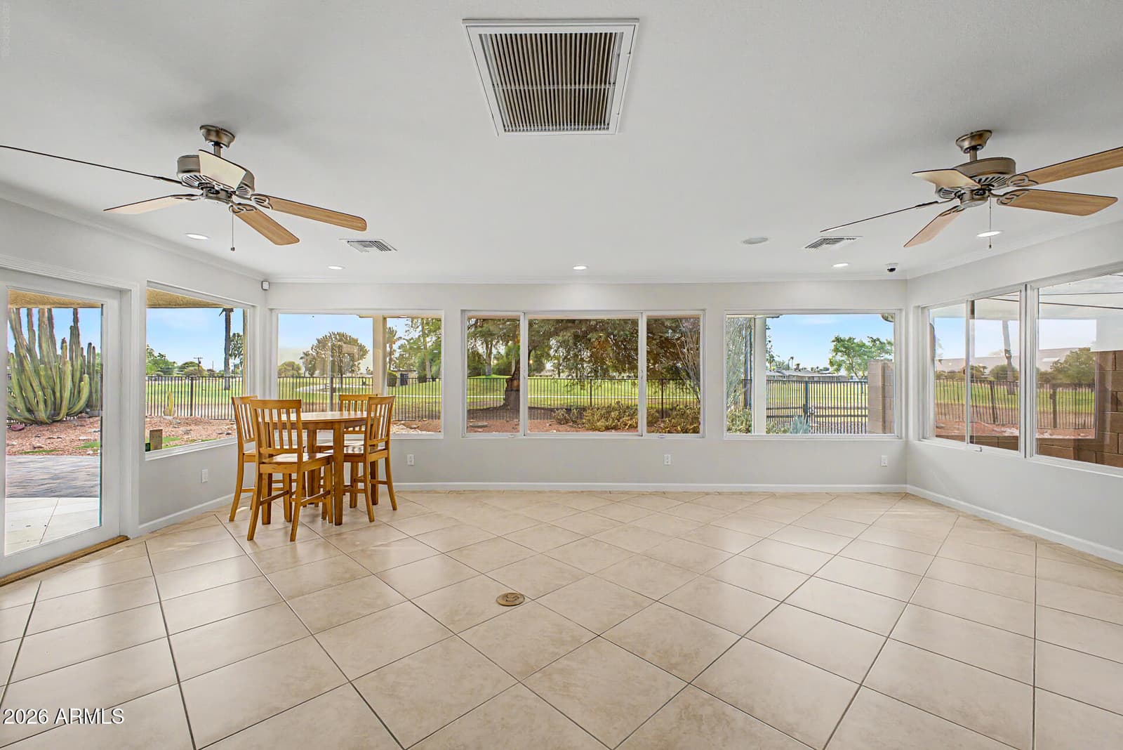 10223 W Desert Hills Drive, Sun City, AZ 85351 — photo 12 of 52