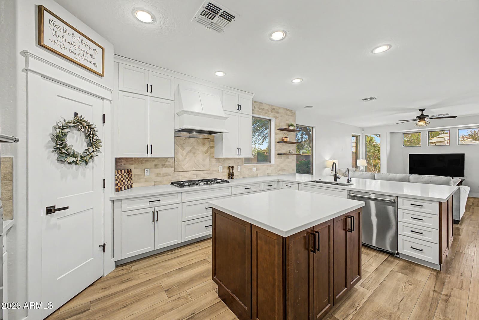 3911 E Jaguar Avenue, Gilbert, AZ 85298 — photo 19 of 91