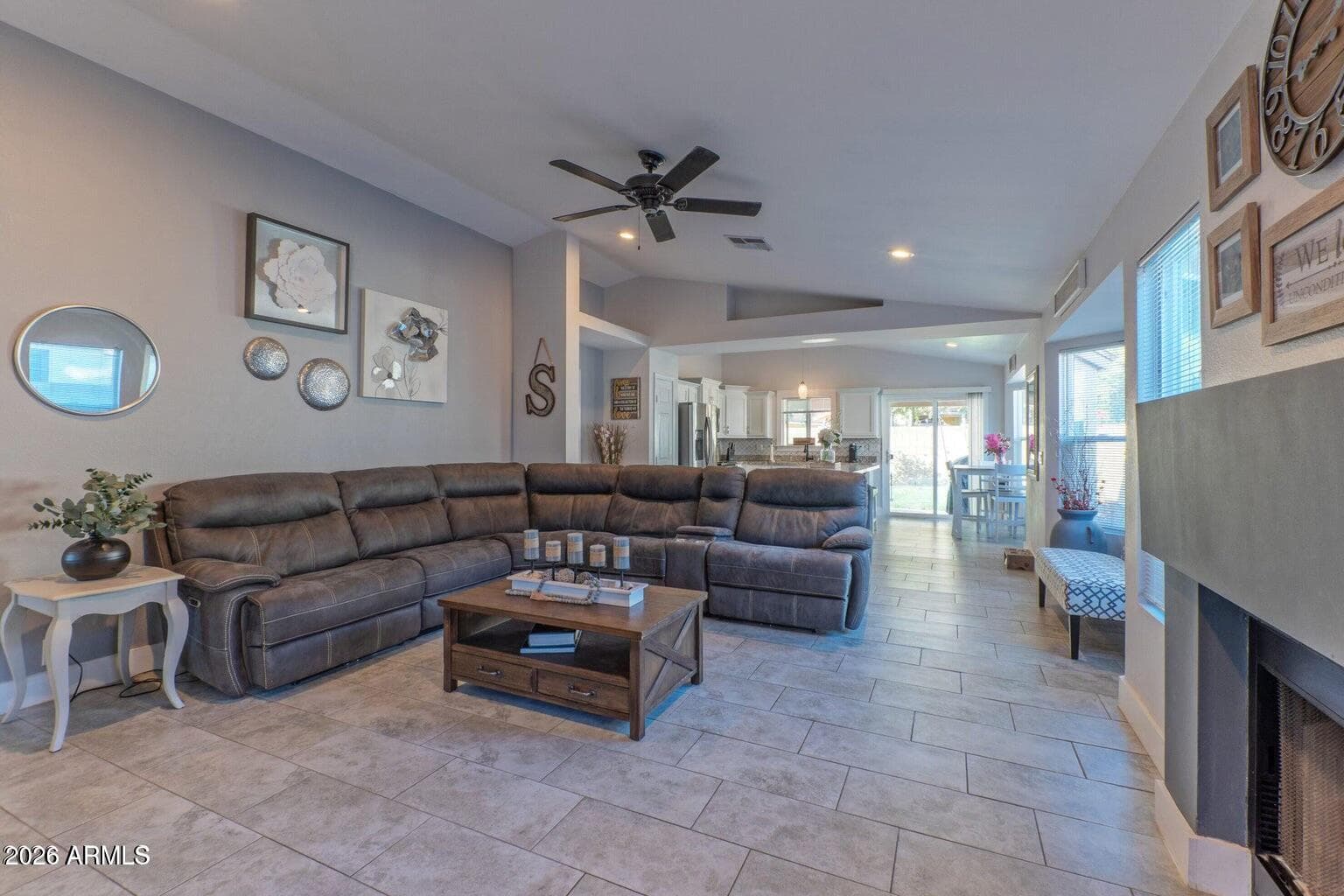 23658 N 36th Drive, Glendale, AZ 85310 — photo 8 of 21