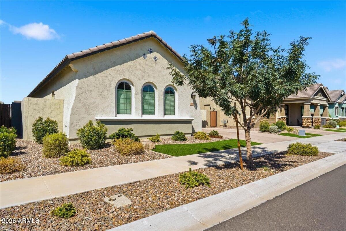 4252 E John Street, Gilbert, AZ 85295 — photo 2 of 53