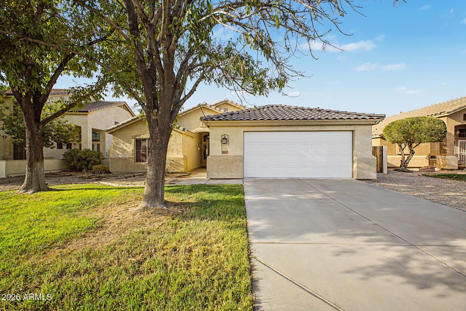 2250 E AUGUSTA Avenue, Chandler, AZ 85249