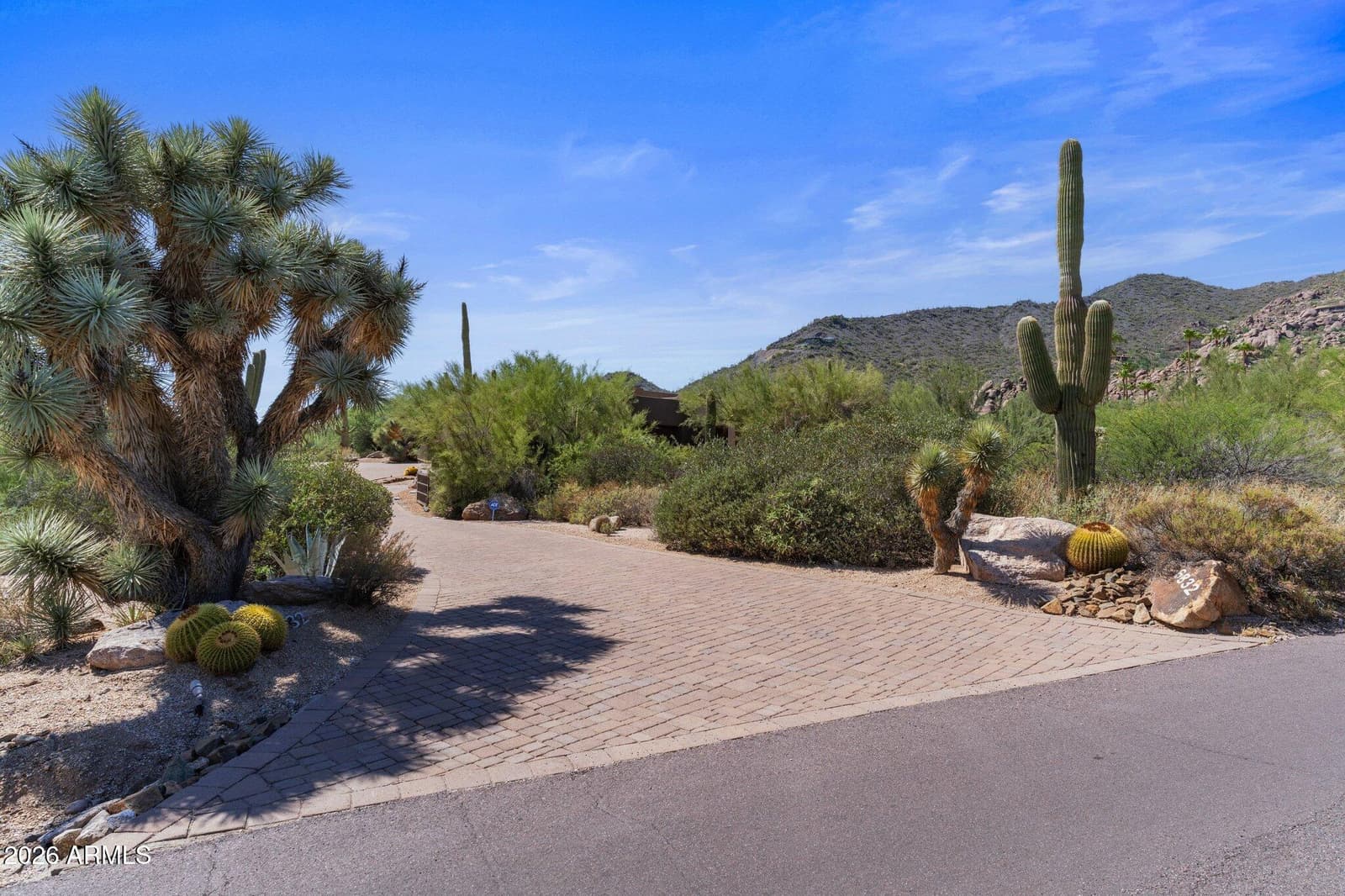 6832 E Stagecoach Pass Pass, Carefree, AZ 85377 — photo 14 of 84