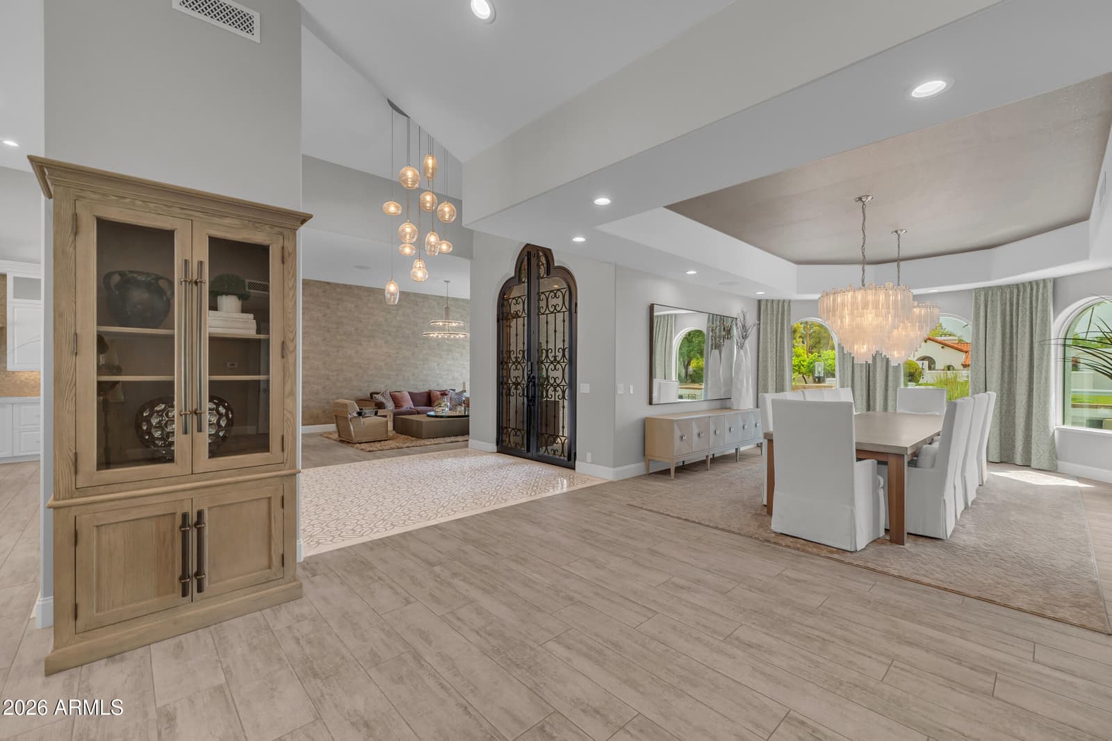 9016 N 60th Street, Paradise Valley, AZ 85253 — photo 9 of 67