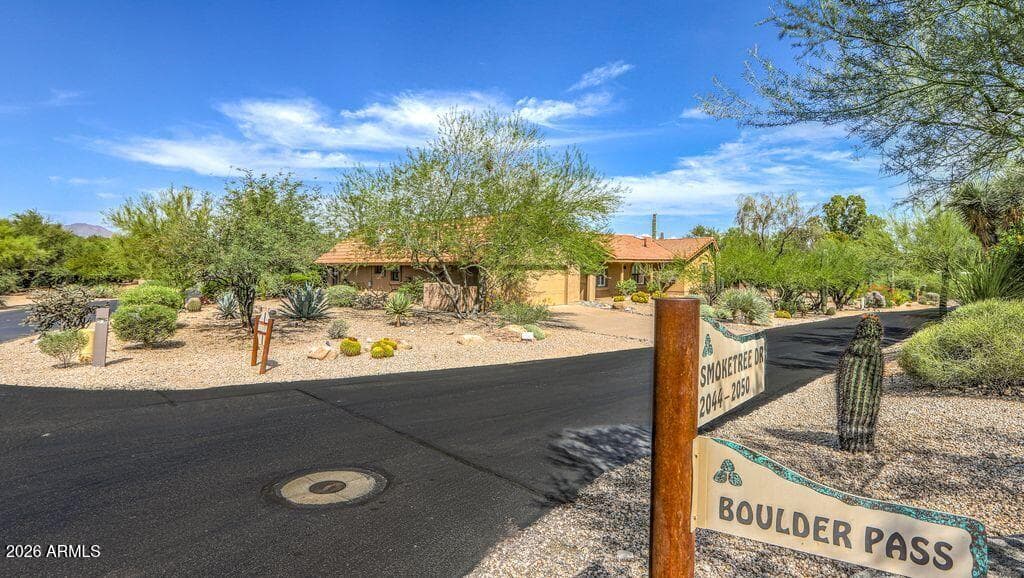 2044 E Smoketree Drive, Carefree, AZ 85377 — photo 41 of 42
