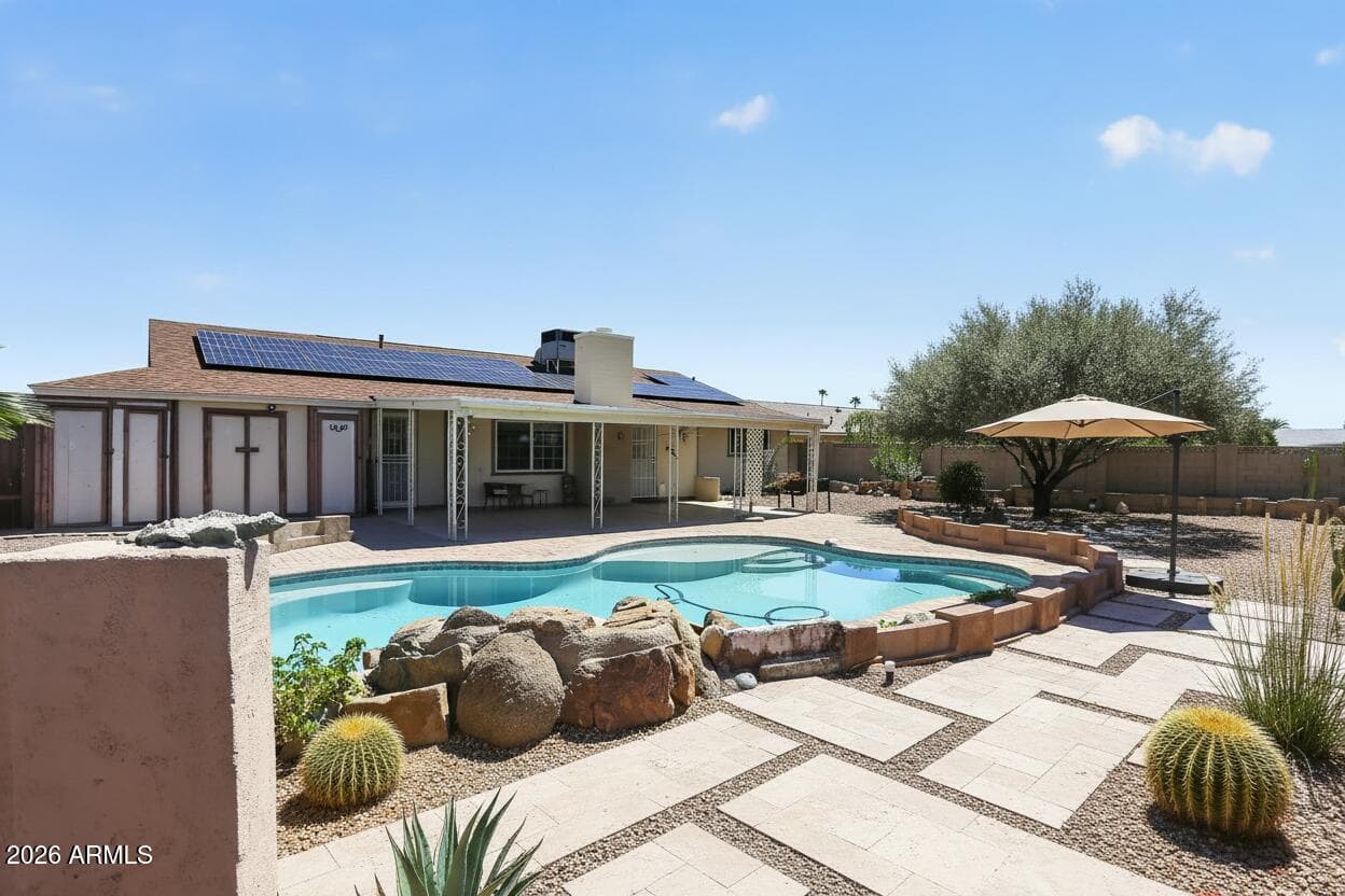 10613 W Meade Drive, Sun City, AZ 85351 — photo 6 of 34