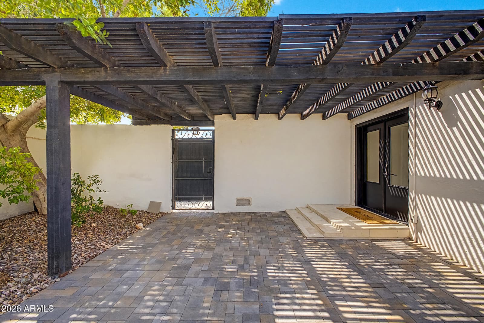 2068 E Cairo Drive, Tempe, AZ 85282 — photo 7 of 50